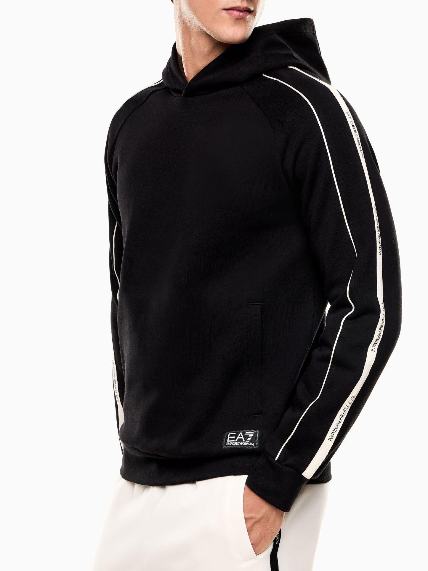 EA7 Emporio Armani Felpa con cappuccio Logo Series in misto cotone Uomo Nero