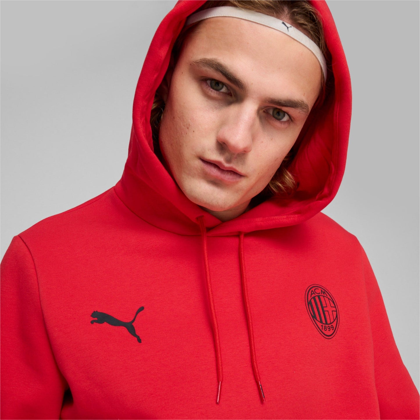 Puma Felpa Essentials Hoodie AC Milan Cappuccio Rossa 2024/2025